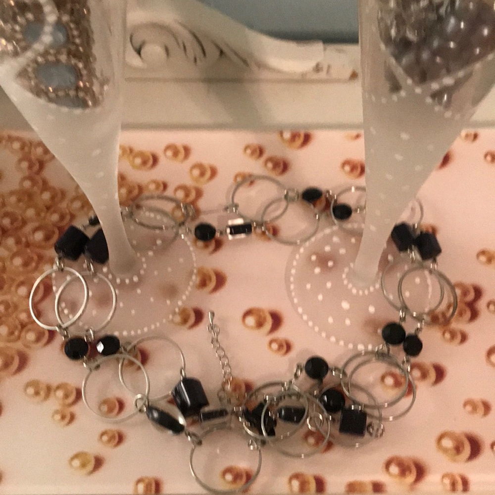 Black and silver 20” necklace!!